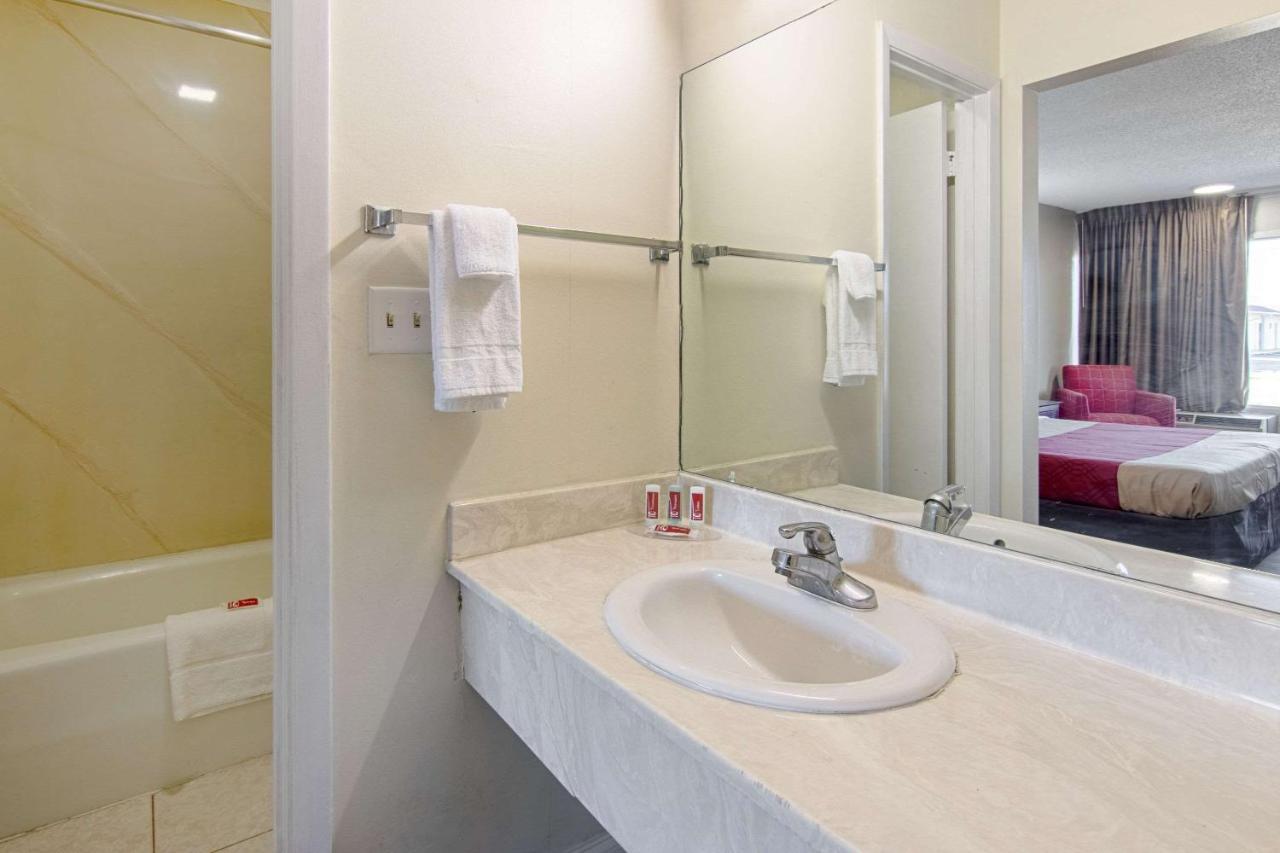 Red Roof Inn La Grange Luaran gambar