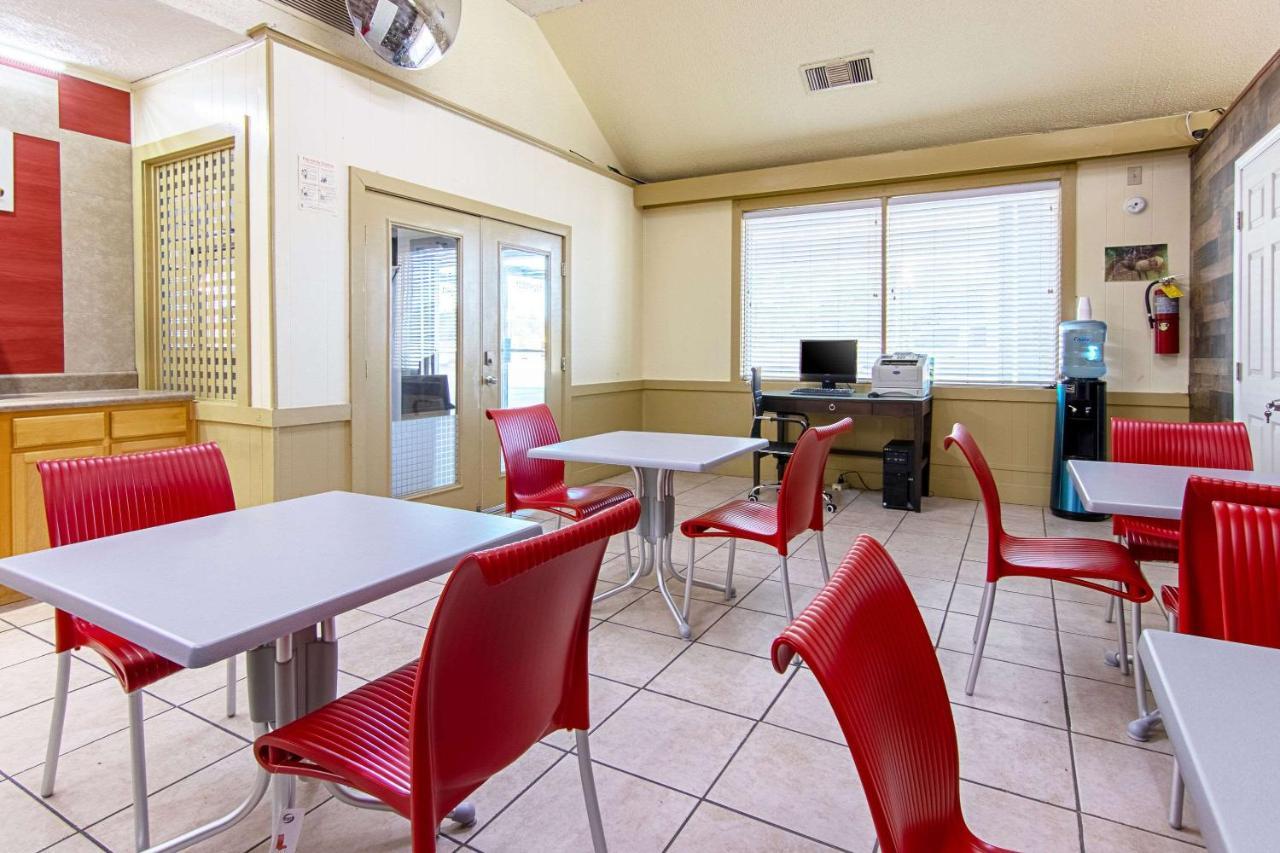 Red Roof Inn La Grange Luaran gambar